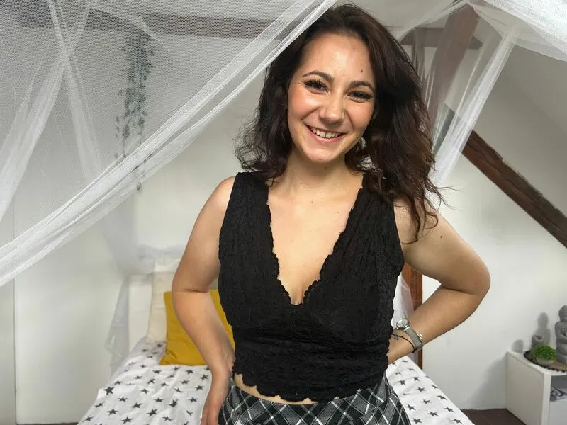 Live sex webcam photo for AMAANDA #6086876