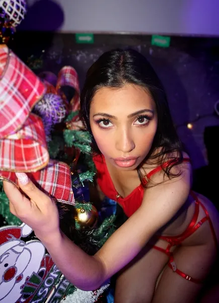 Live sex webcam photo for MISSVERONICAA #6120825