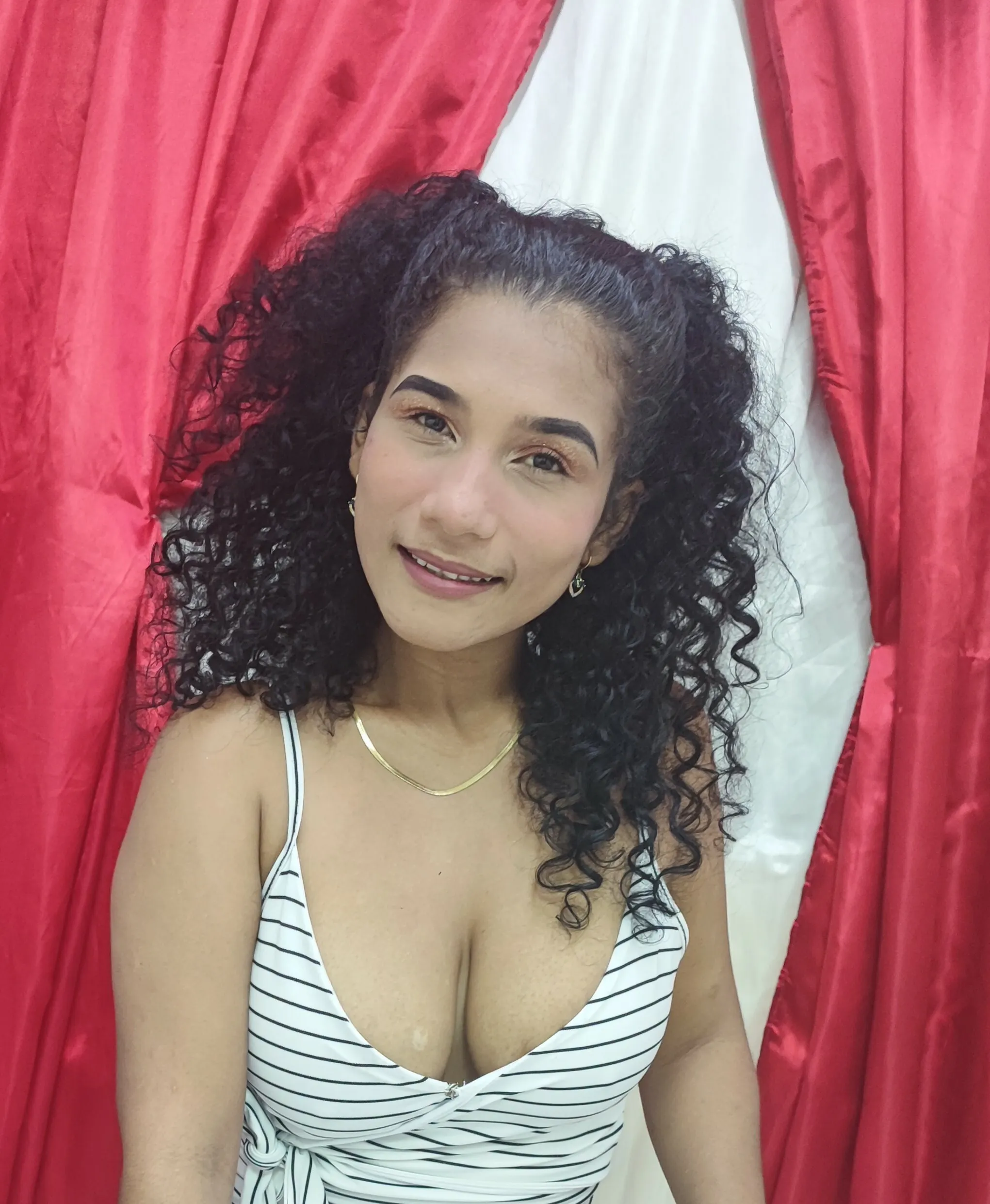 Live sex webcam photo for ZarinaMey #7281478