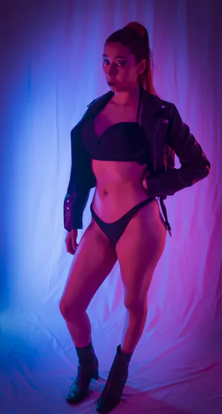Live sex webcam photo for RossiNorwood #5474866