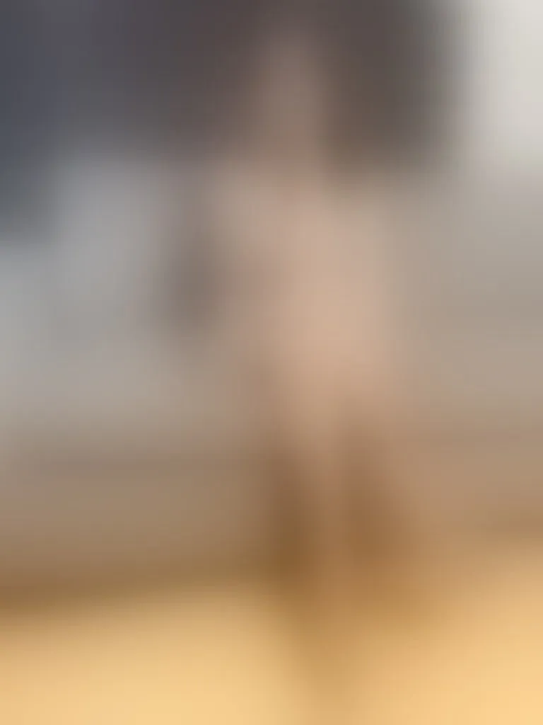 Live sex webcam photo for KristalHorny19 #7372698