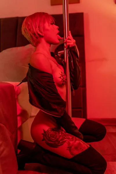 Live sex webcam photo for ValeryRussoo #5399570