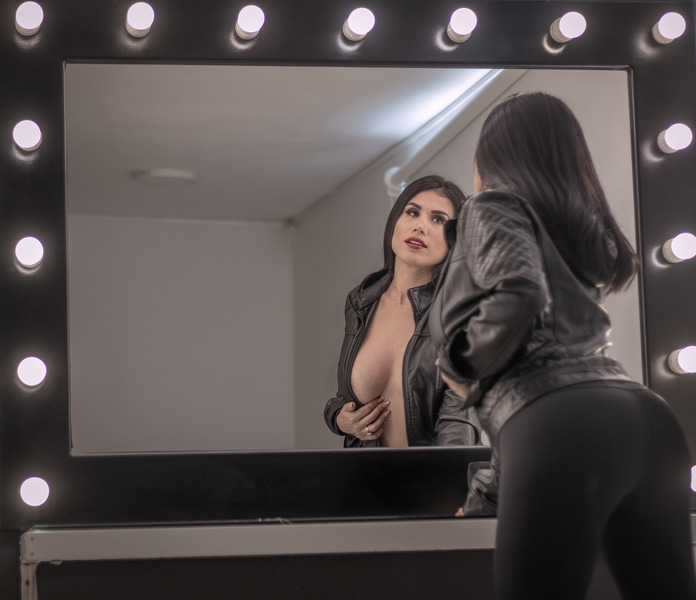 Live sex webcam photo for GiingerRogers #5406375