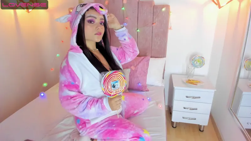 Live sex webcam photo for ChloeAllenn #5494988