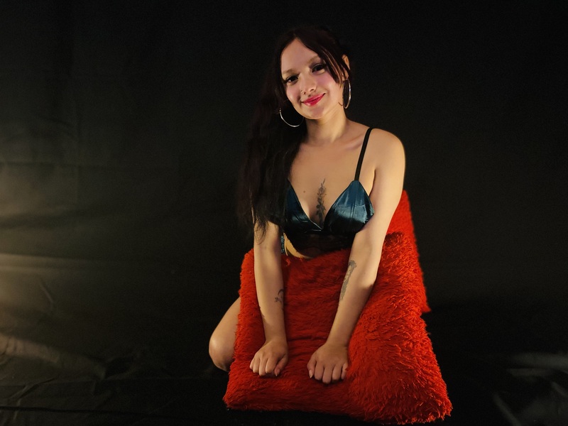 Live sex webcam photo for NoahEvans18 #5468613