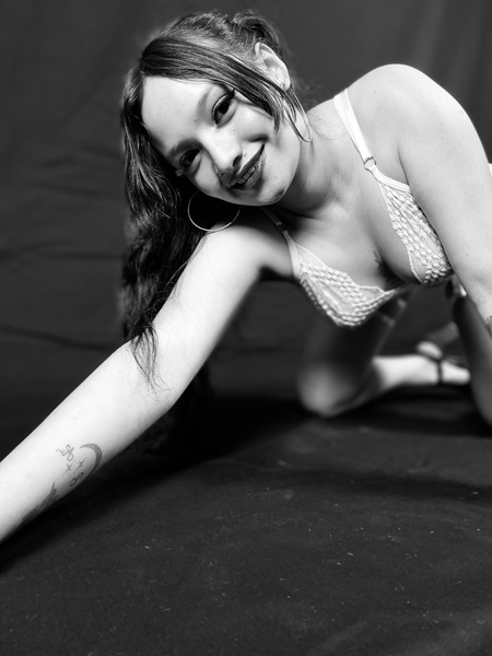 Live sex webcam photo for NoahEvans18 #5468624