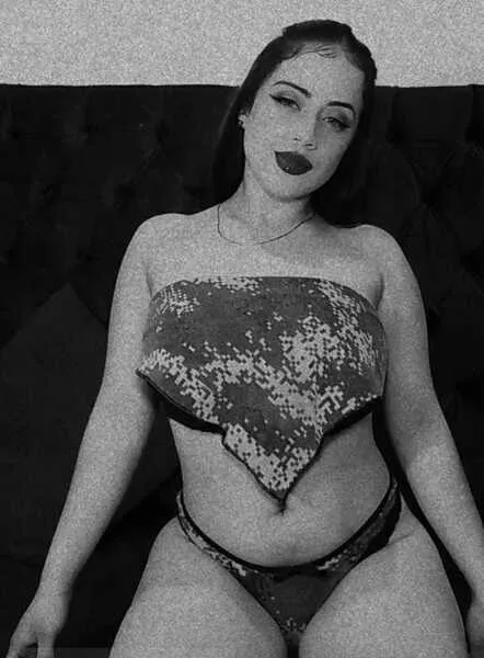 Live sex webcam photo for SashaConor69 #6200595