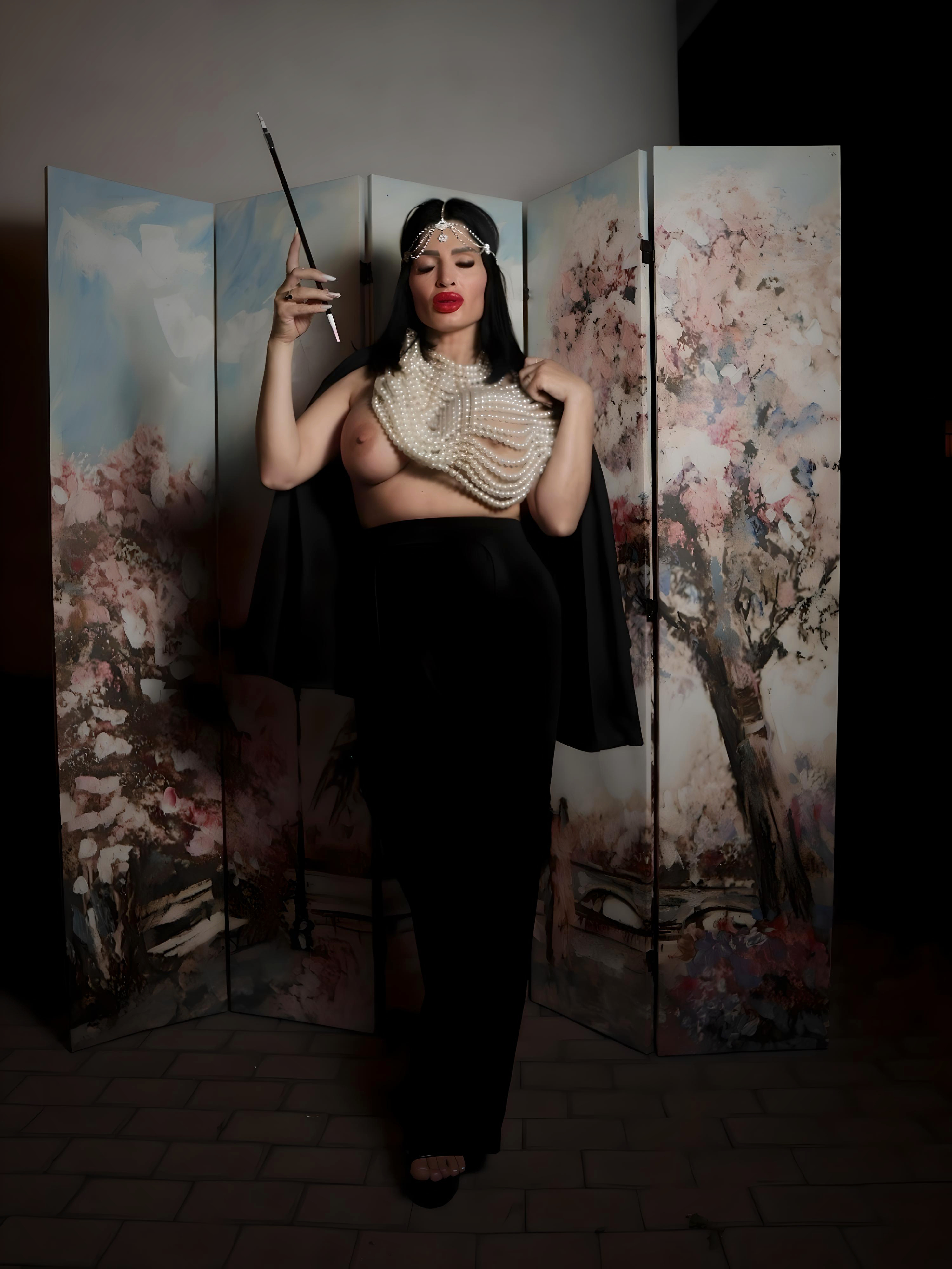 Live sex webcam photo for NicolleReyn #6523659