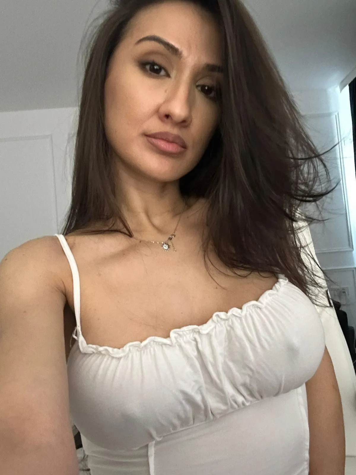 Live sex webcam photo for ASHLLEENA #8506540