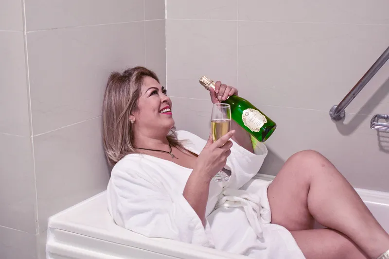 Live sex webcam photo for CharloteVegas #5448513