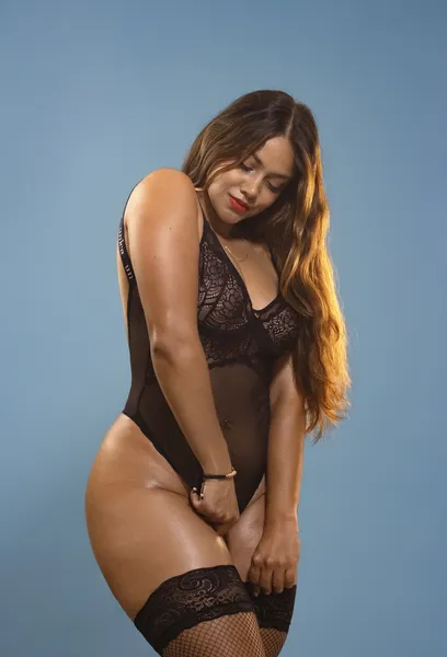 Live sex webcam photo for AngelinaaCruz #5593876