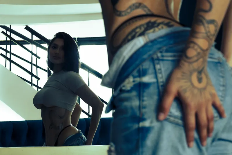 Live sex webcam photo for LotieCox #6245994