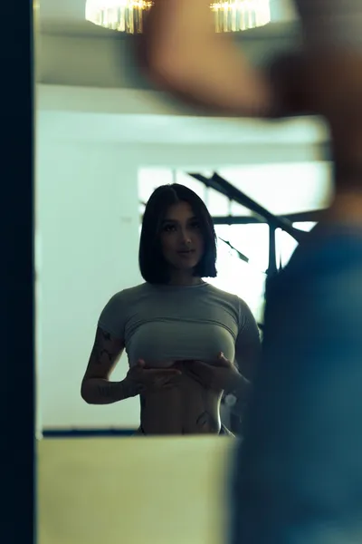 Live sex webcam photo for LotieCox #6245990