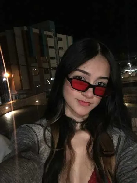 Live sex webcam photo for SaraStore #6104165