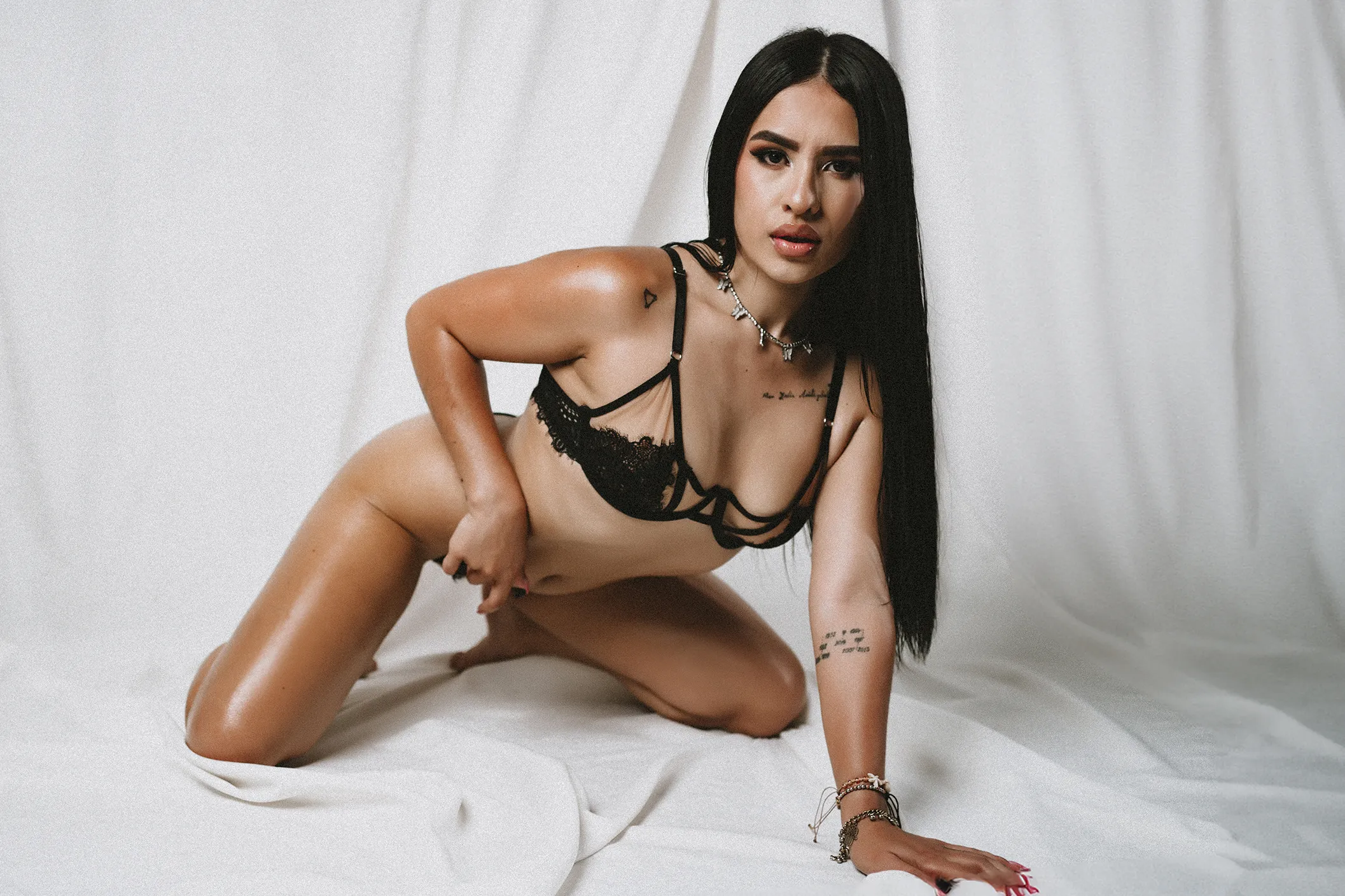 Live sex webcam photo for BriannaRed #7132279