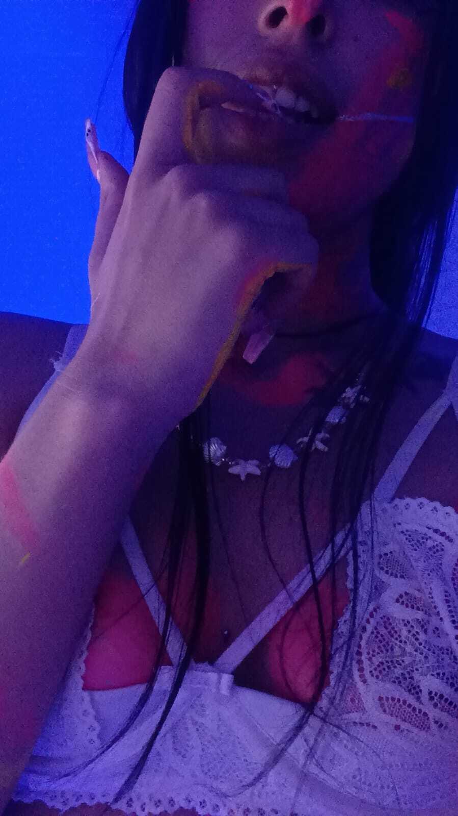 Live sex webcam photo for AlondraConnor #7974880