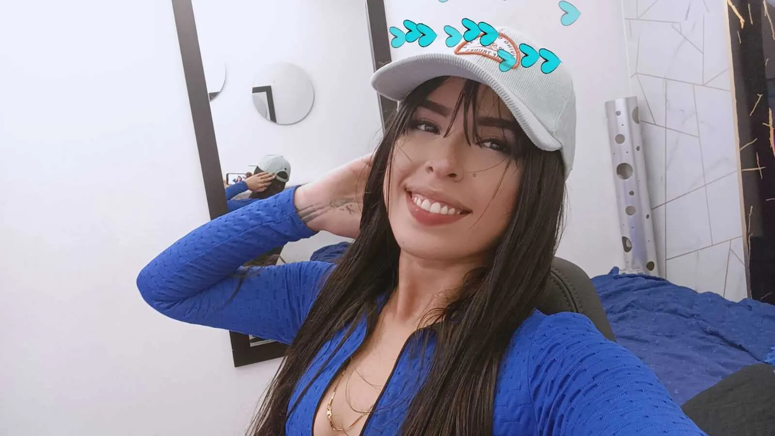 Live sex webcam photo for AlondraConnor #7888506