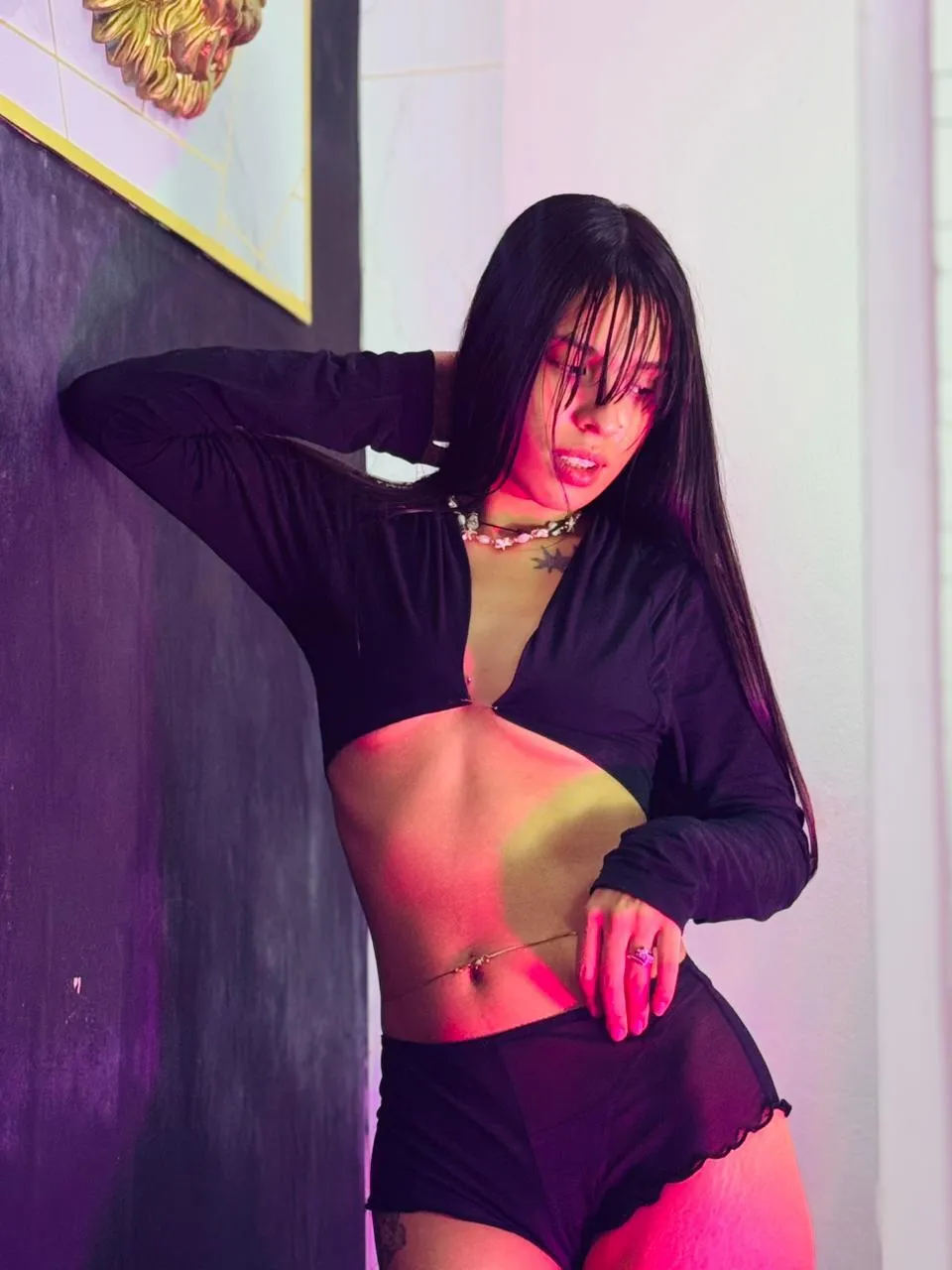 Live sex webcam photo for AlondraConnor #8122611