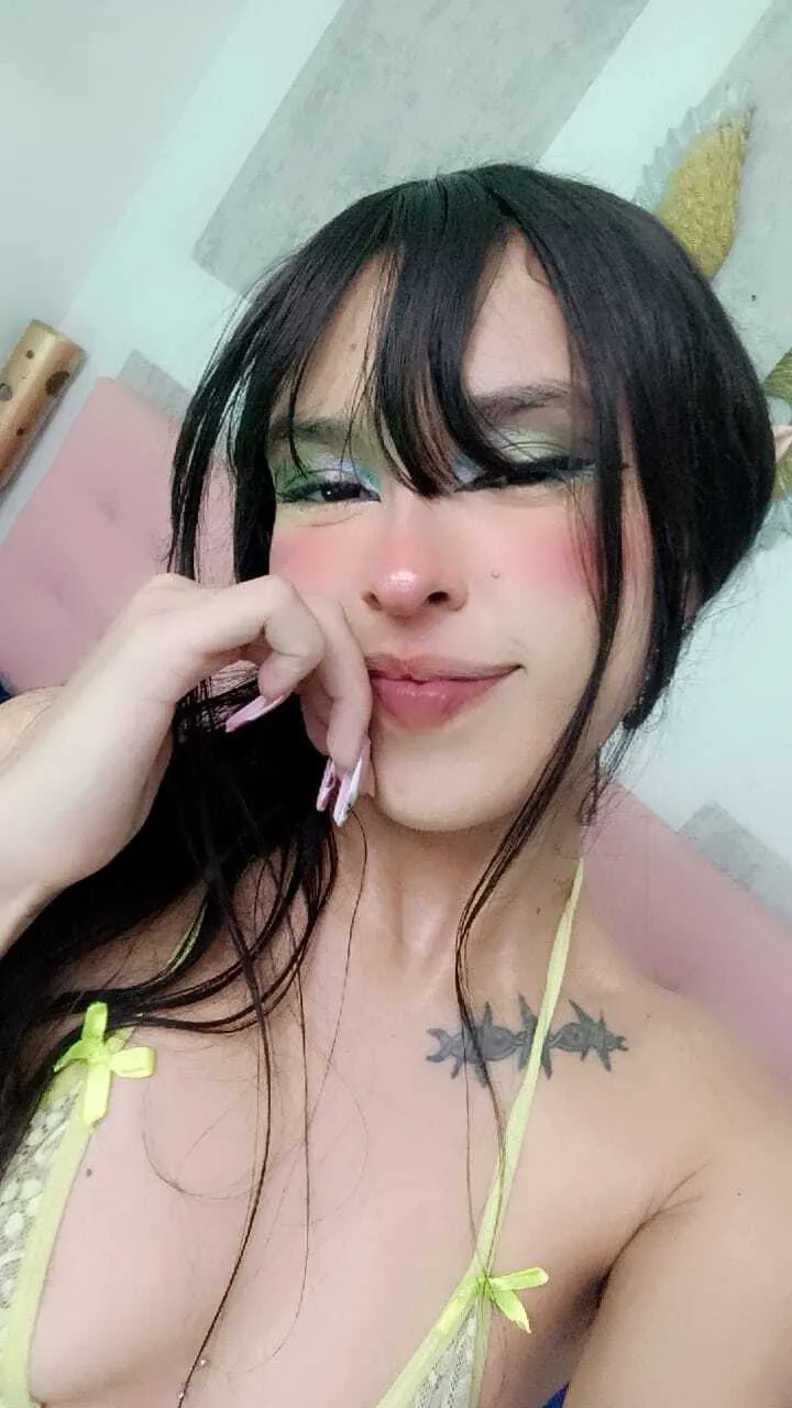 Live sex webcam photo for AlondraConnor #8049221