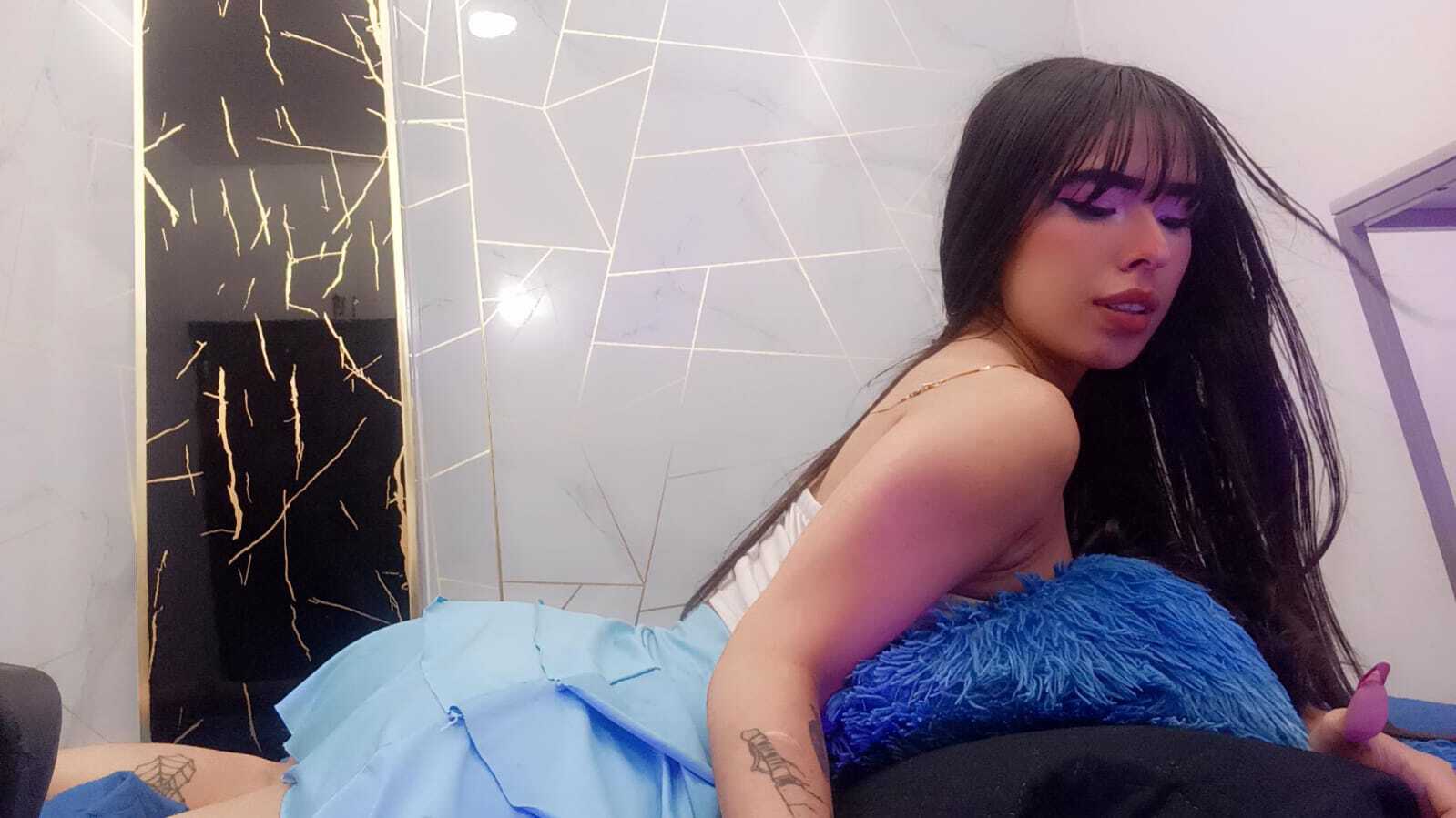 Live sex webcam photo for AlondraConnor #7888507