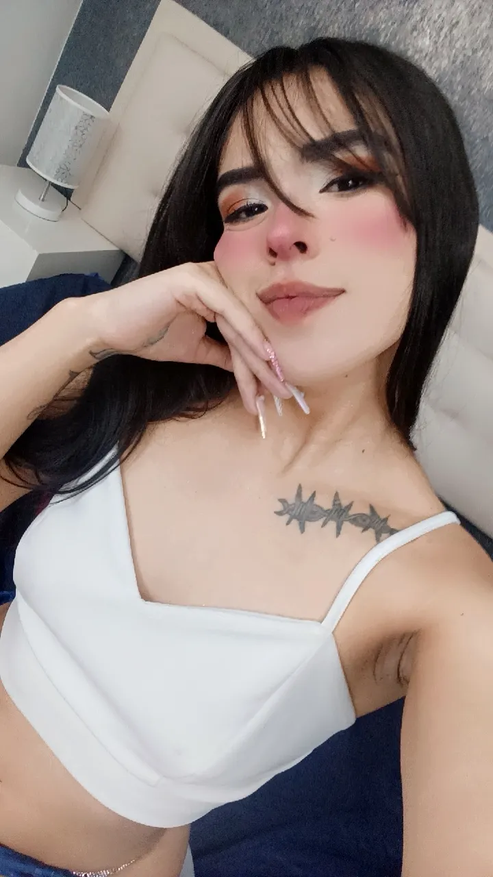 Live sex webcam photo for AlondraConnor #8551181