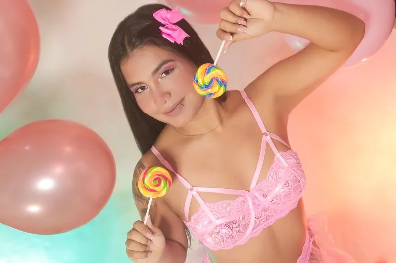 Live sex webcam photo for EmilyDavies #7406829