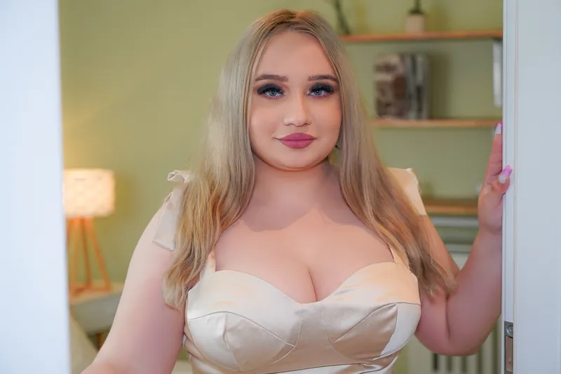 Live sex webcam photo for REBBECAHx #5579961