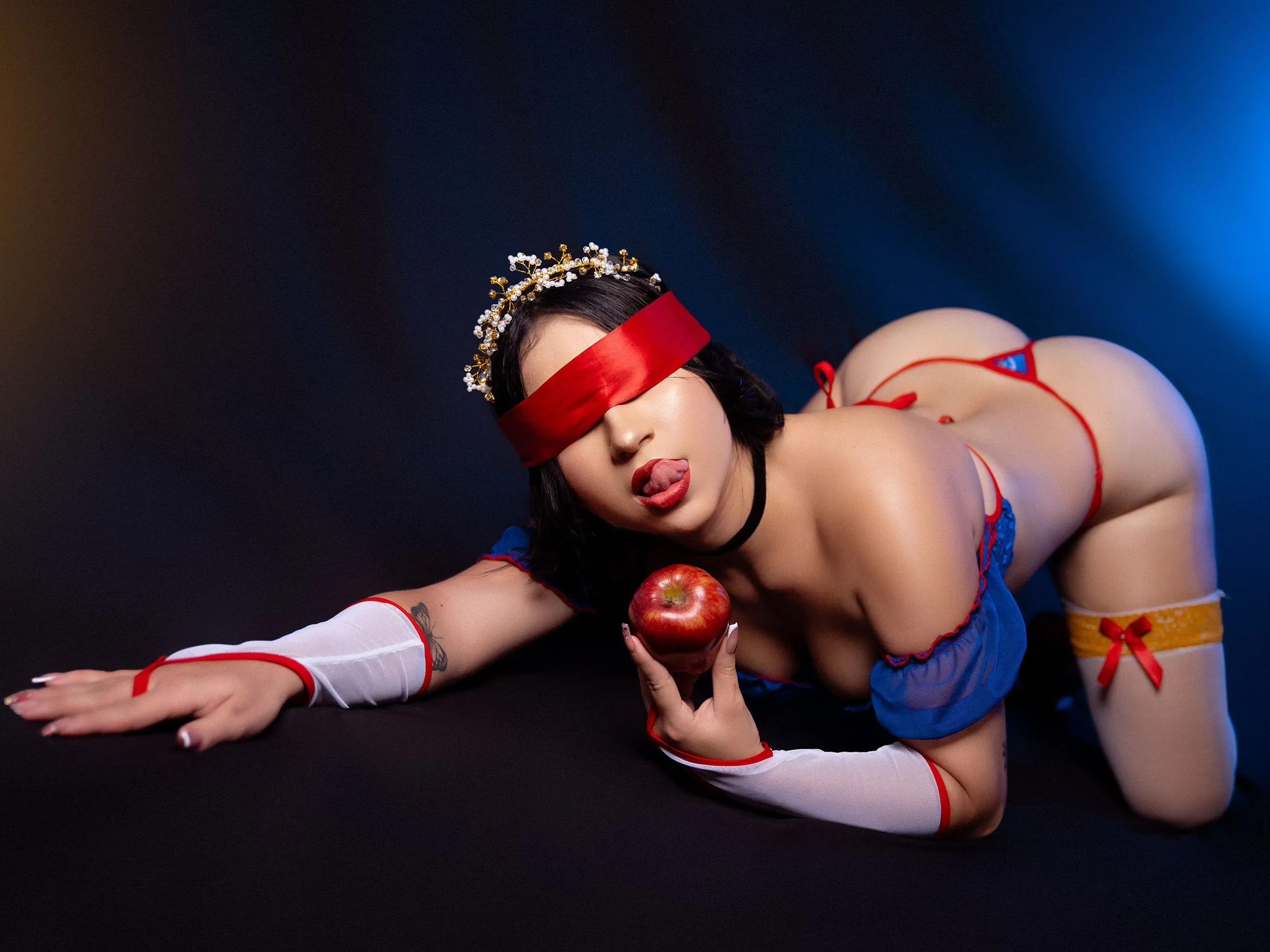 Live sex webcam photo for CataVelmont #5685199