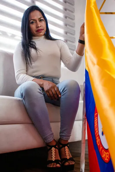 Live sex webcam photo for ZafiroCruz #5440023