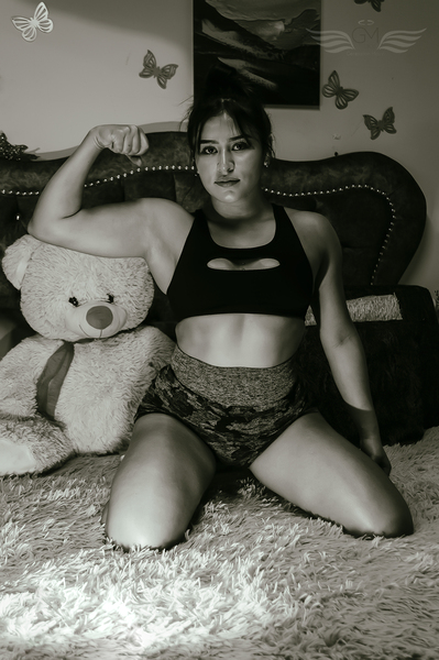 Live sex webcam photo for AshleyyPearl #5462351