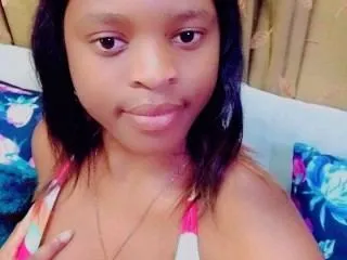 Live sex webcam photo for HornyTits18 #5973086