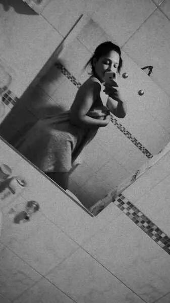 Live sex webcam photo for AdeleGreyy #5526987