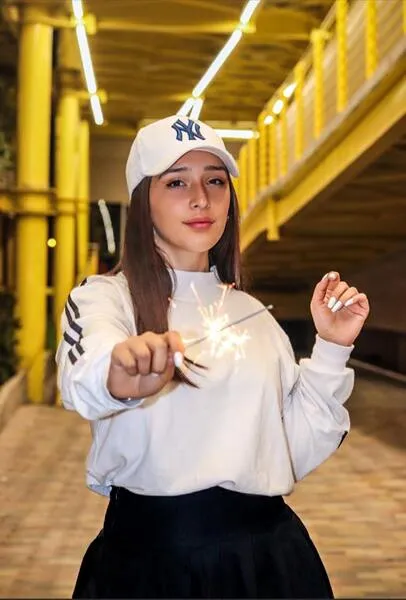 Live sex webcam photo for IsabellaaCollen #6176963