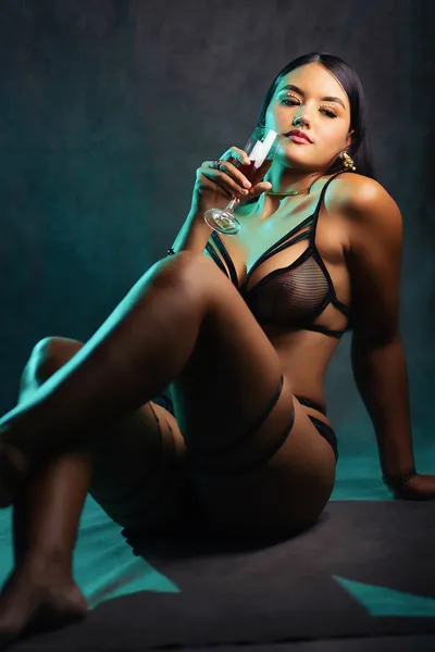 Live sex webcam photo for DulceeMia #5494423