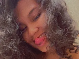 Live sex webcam photo for JuicyJC #7937759