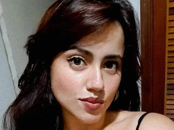 Live sex webcam photo for LizaSierra #5458270