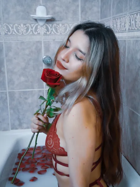 Live sex webcam photo for LoliBunnyCam #5585744