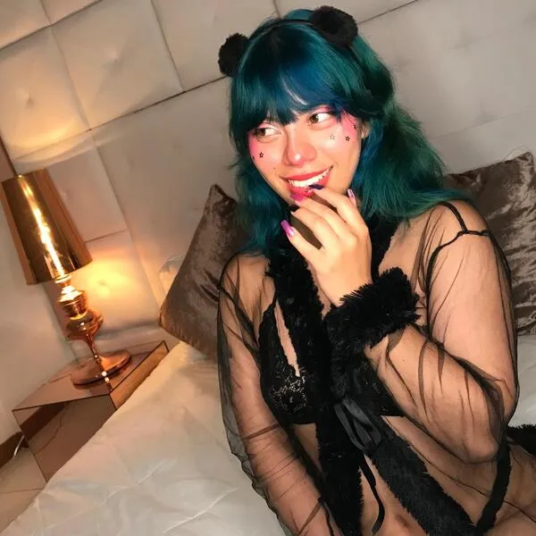 Live sex webcam photo for SofiiBlue #5470920