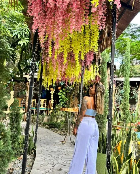 Live sex webcam photo for MarianaRoe #6860043