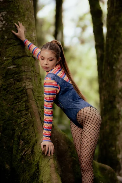 Live sex webcam photo for AlyaFoster #5675199