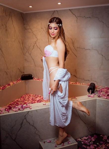 Live sex webcam photo for LucyRouse18 #5462905