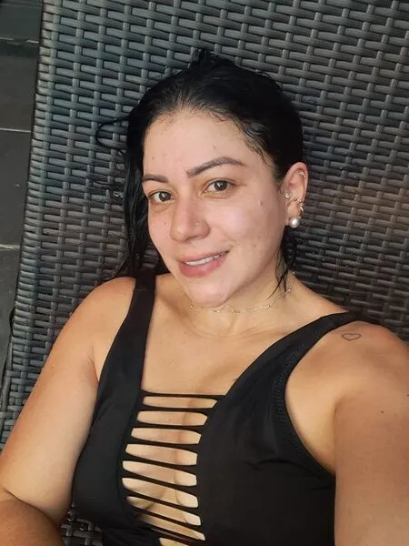 Live sex webcam photo for Susantrevor #5904122