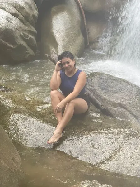 Live sex webcam photo for Susantrevor #6120532