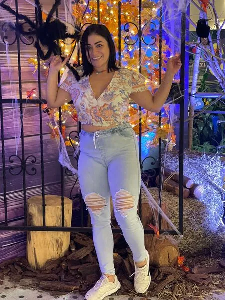 Live sex webcam photo for Susantrevor #6120499