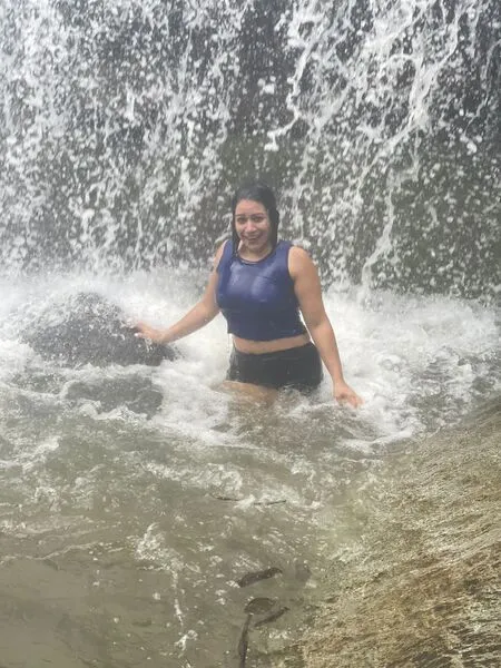 Live sex webcam photo for Susantrevor #6120529