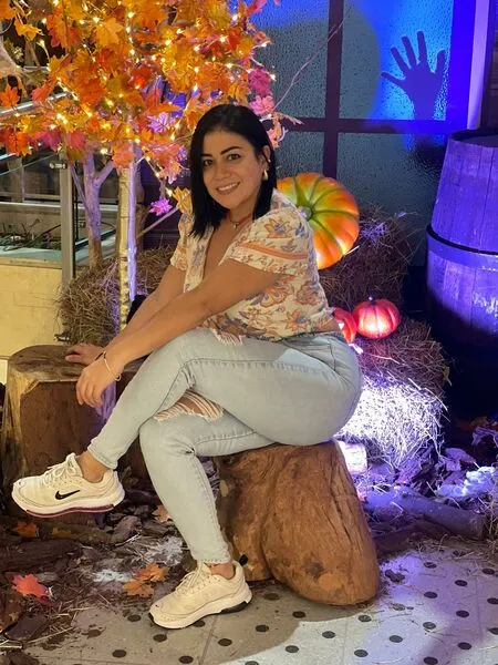 Live sex webcam photo for Susantrevor #6120498