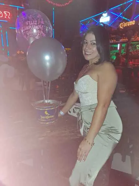 Live sex webcam photo for Susantrevor #6120526