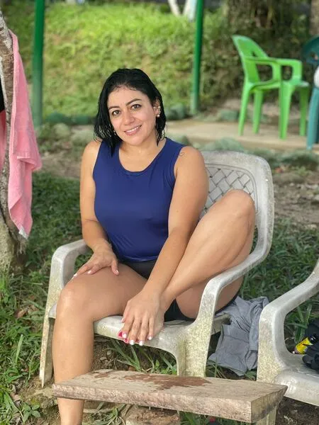 Live sex webcam photo for Susantrevor #6120528