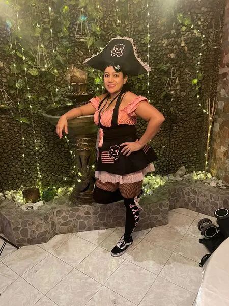 Live sex webcam photo for Susantrevor #6516809