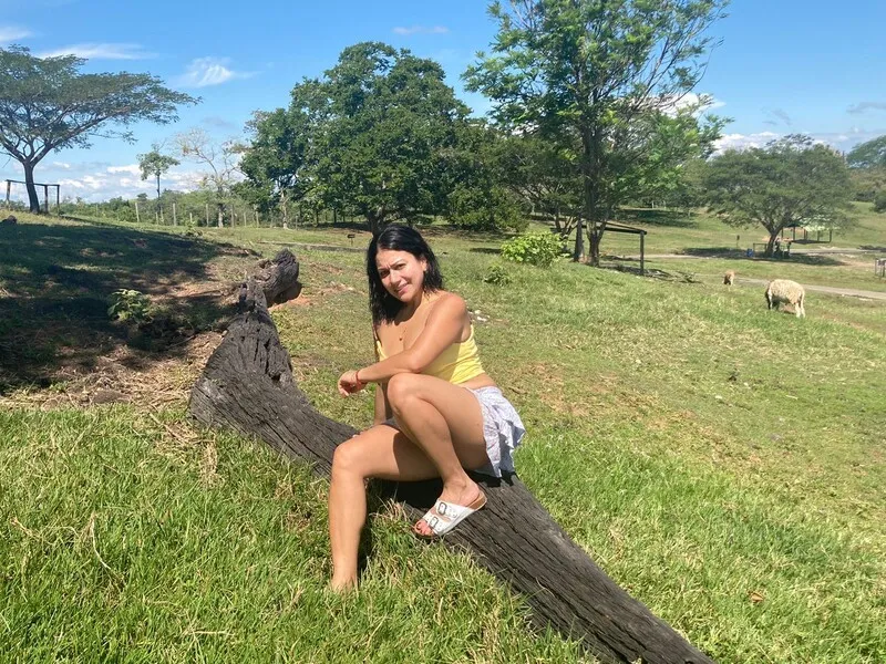 Live sex webcam photo for Susantrevor #6120453